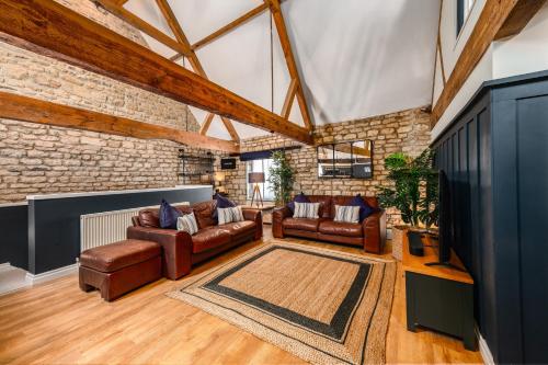 Luxury town centre loft apartment in converted Granary — 4-Star Luxury Hotel in Stamford, United Kingdom