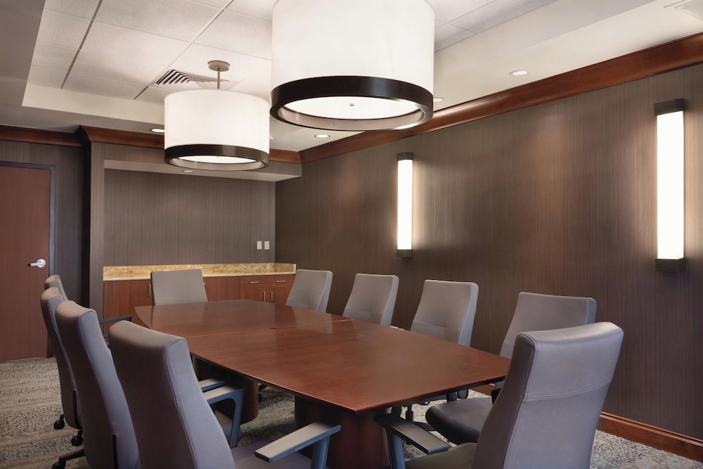 Courtyard Marriott Fort Smith Downtown - photo 20