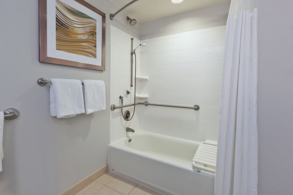 Courtyard by Marriott Omaha La Vista - photo 20