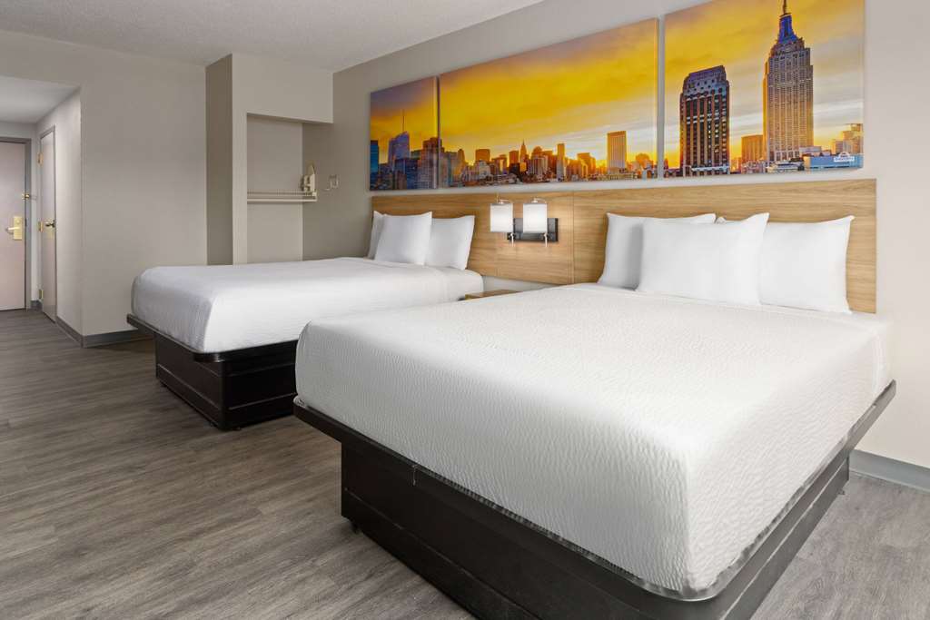 Days Inn & Suites by Wyndham Albany - photo 46