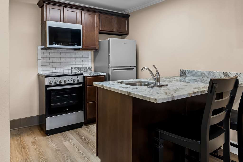 Best Western Forest Inn - photo 12