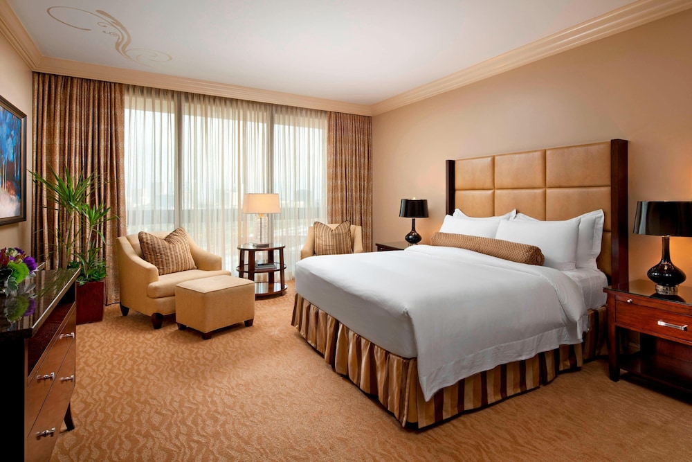 Houston Grand Hotel River Oaks - photo 12