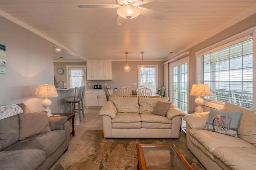 Dip Inn by Oak Island Accommodations - photo 29