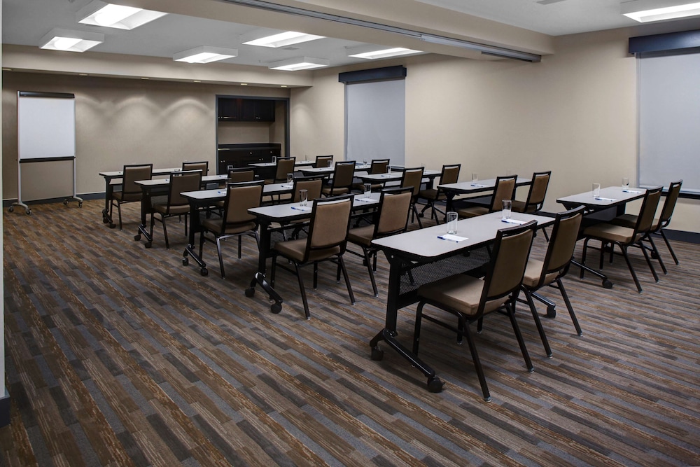 HYATT house Dallas Lincoln Park - photo 42
