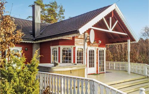 Holiday Home Lyngdal Bordvik — 4-Star Luxury Hotel in Lyngdal, Norway