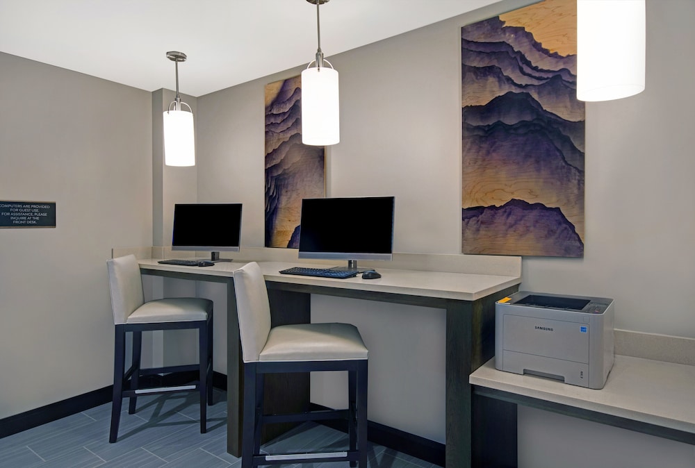Staybridge Suites Sterling Heights Detroit by IHG - photo 35