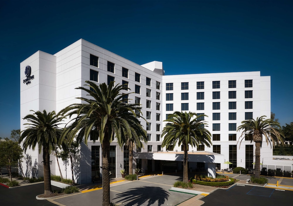 DoubleTree by Hilton Irvine Spectrum — hotel in Irvine