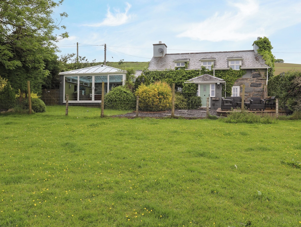 Ty Newydd - last minute hotel in Caernarfon