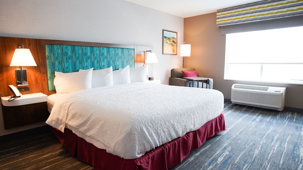 Hampton Inn & Suites St. Clairsville - photo 9