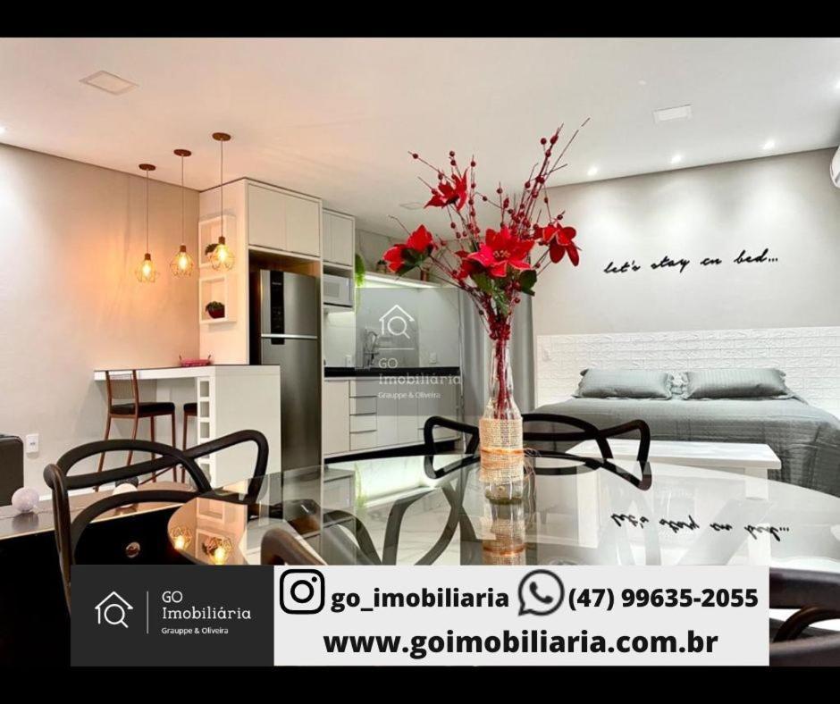 Apto Loft Novo Porto Belo 5 Min a Pe Da Praia