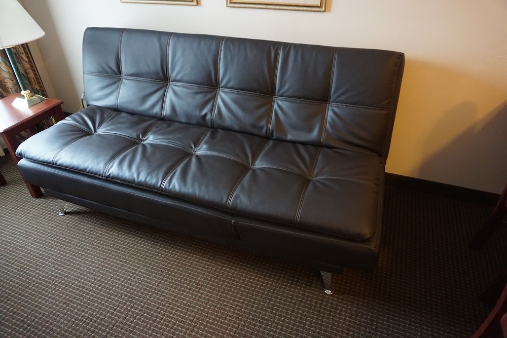 River Hills Hotel - photo 25
