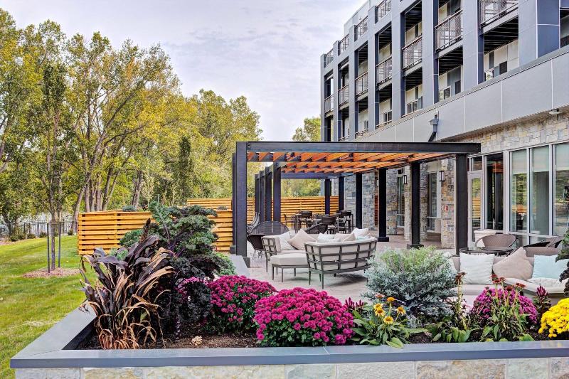 Courtyard by Marriott Appleton Riverfront - photo 7