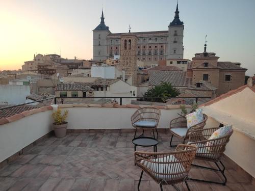 Howards End - carbon neutral hotel in Unknown City