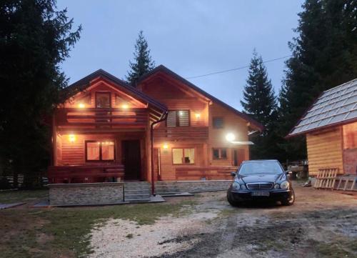 Ski Chalet Jahorina — 4-Star Luxury Hotel in Pale, Bosnia and Herzegovina