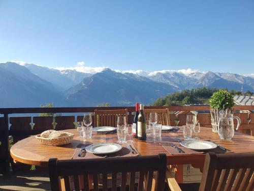 Appartement Nendaz Chardon Bleu — 4-Star Luxury Hotel in Basse-Nendaz, Switzerland