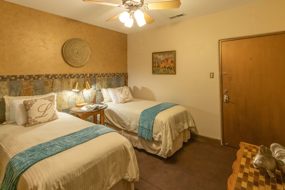 Luxx Plaza Hotel - photo 30