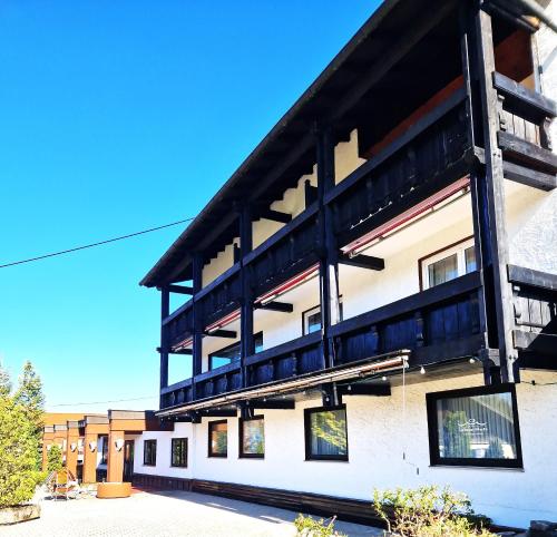 Hotel Waldhorn — Jungholz