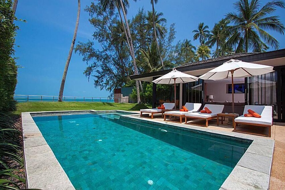 Nikki Beach Resort Beach Front Star 2 - carbon neutral hotel in Koh Samui