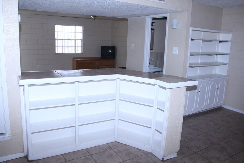 SuperLodge Motel - photo 27