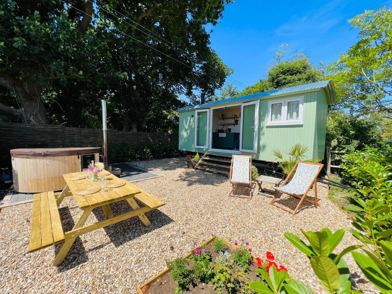 The Green Hut in Battle, United Kingdom