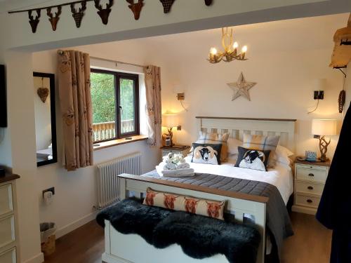 Riverside — 4-Star Luxury Hotel in None, United Kingdom