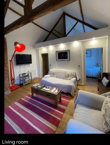300 Year Old Barn Conversion in Retford, United Kingdom