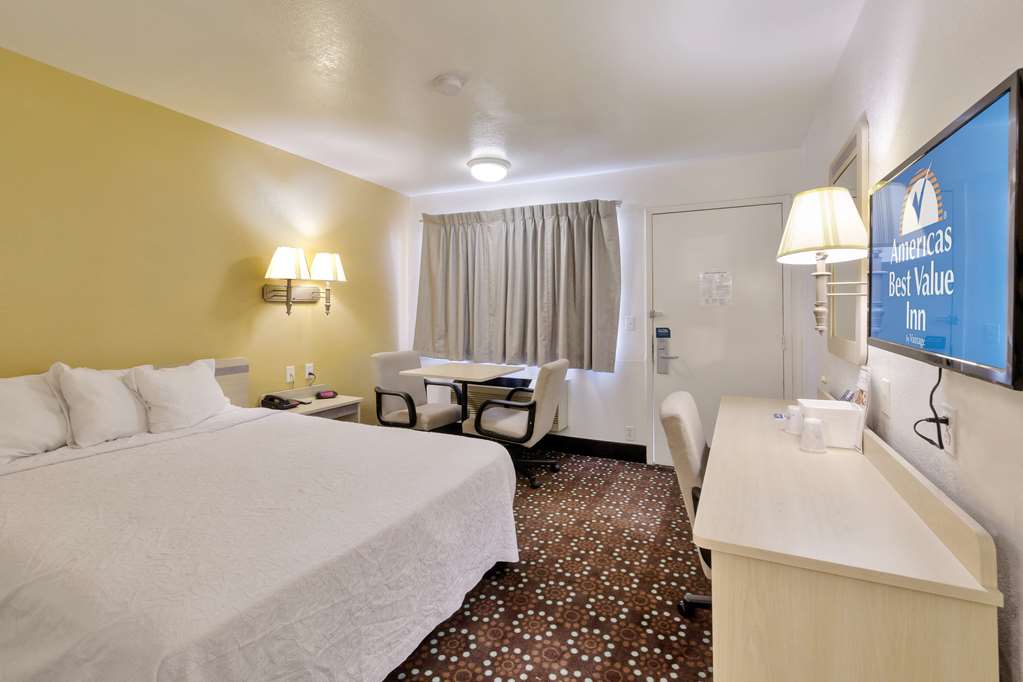 Americas Best Value Inn Amarillo Airport - photo 7