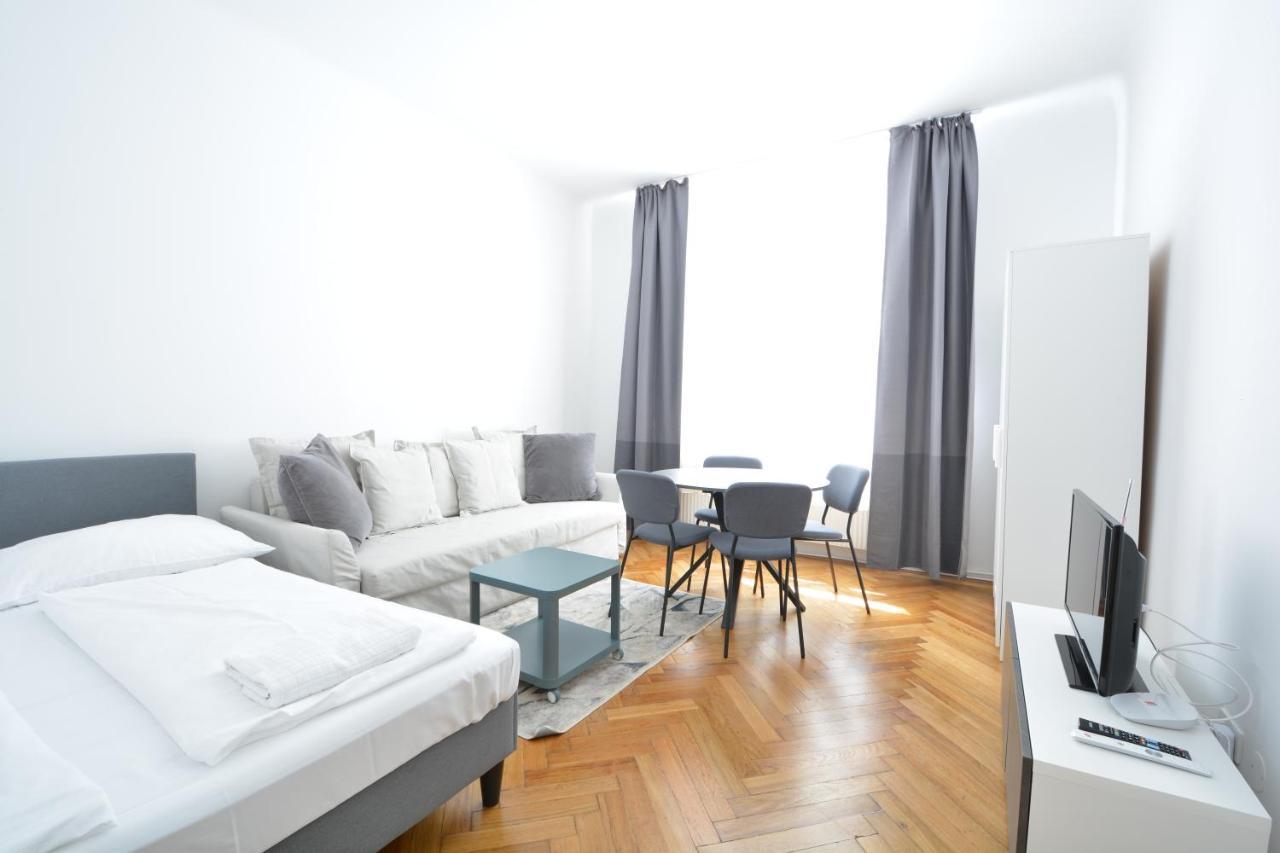 Universum Apartment 4 — 4-Star Luxury Hotel in Vienna, Austria