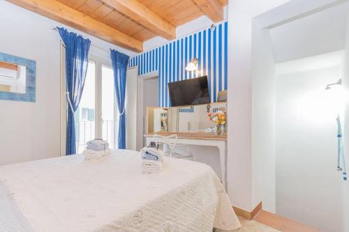 Costa Apartment — 4-Star Luxury Hotel in Polignano A Mare, Italy
