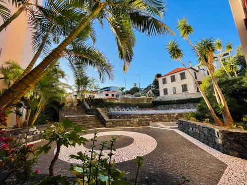 Apto Barreiro by Susy's Holidays — 4-Star Luxury Hotel in Funchal, Portugal