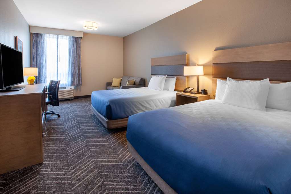 La Quinta Inn & Suites by Wyndham Middletown Goshen - photo 27
