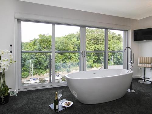 Quayside — hotel in Y Felinheli