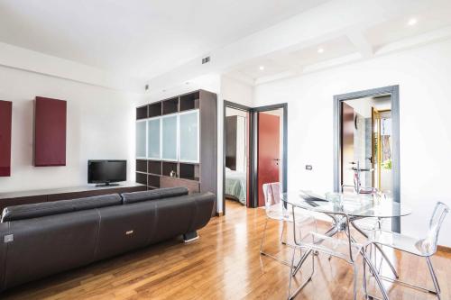 Cozy Apartment TAM — 4-Star Luxury Hotel in Bari, Italy