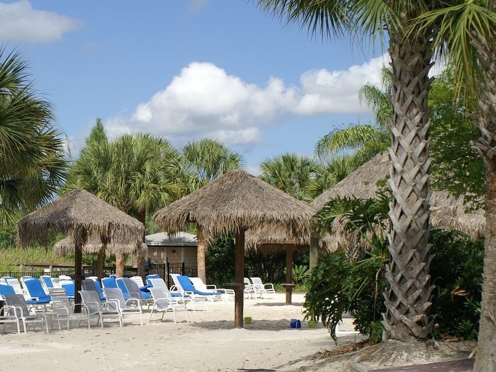 3 Bed In Resort Close To Disney 3 Bedroom Condo - photo 36