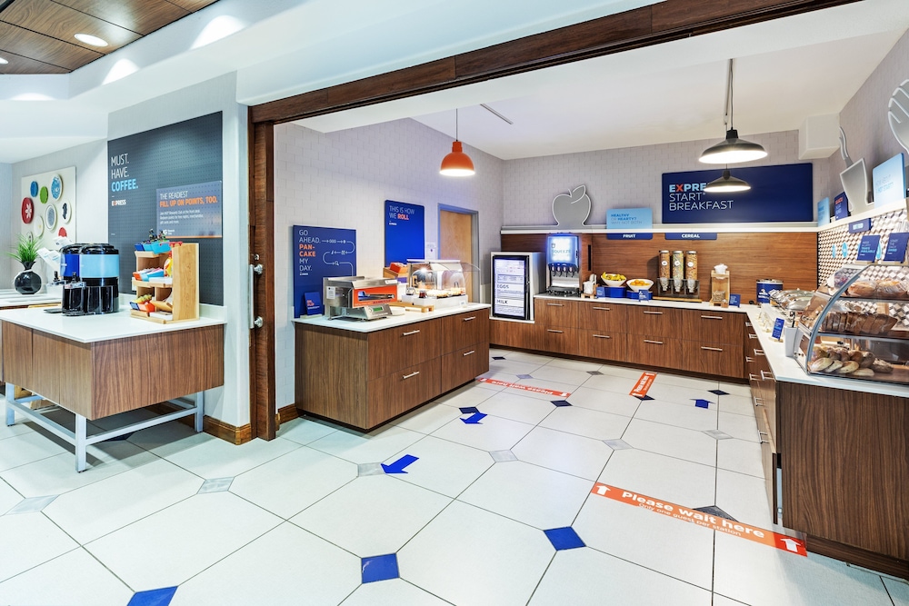 Holiday Inn Express & Suites Austin NE Hutto by IHG - photo 62