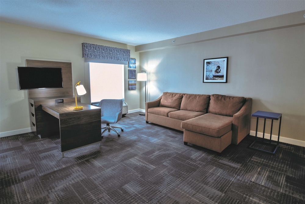 Hampton Inn & Suites Chesapeake Battlefield Blvd. - photo 15