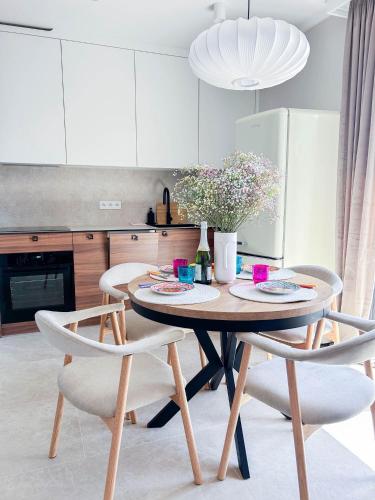 Ptasi Zakątek M&K Apartamenty Gdańsk Wyspa Sobieszewska — 4-Star Luxury Hotel in Gdansk, Poland