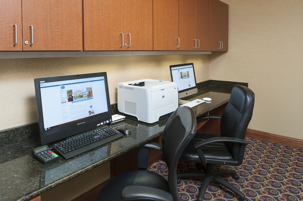 Hampton Inn Macomb - photo 50