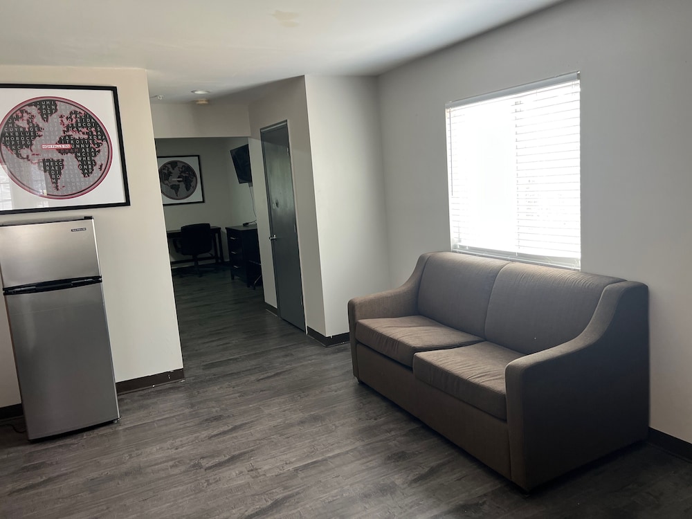 High Falls Inn and Suites - photo 8