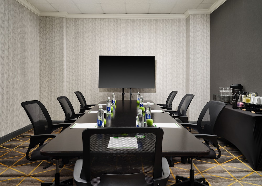 Holiday Inn Boston Dedham Hotel & Conference Center by IHG - photo 34