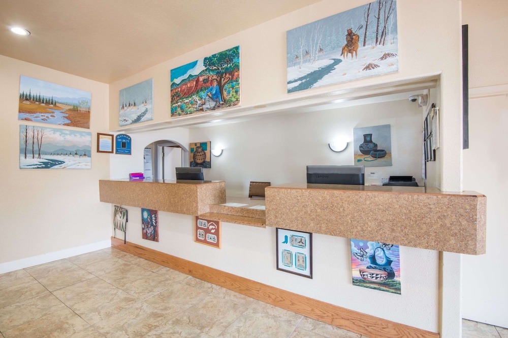 Days Inn by Wyndham Gallup - photo 2