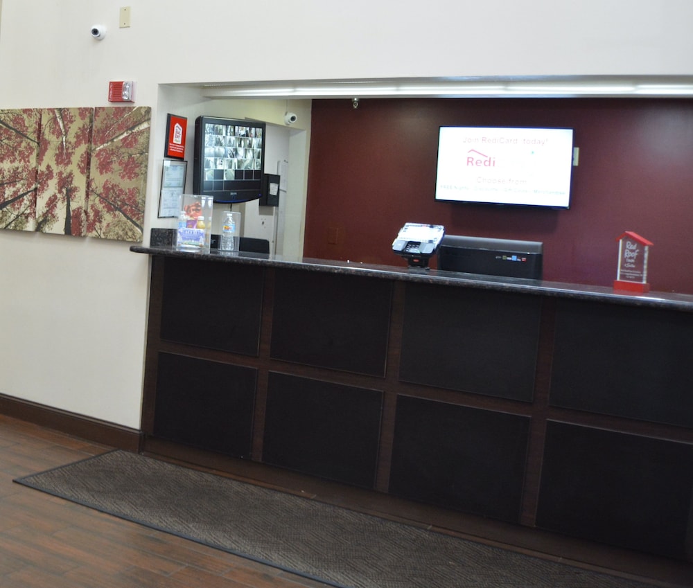 Red Roof Inn PLUS & Suites Chattanooga Downtown - photo 19