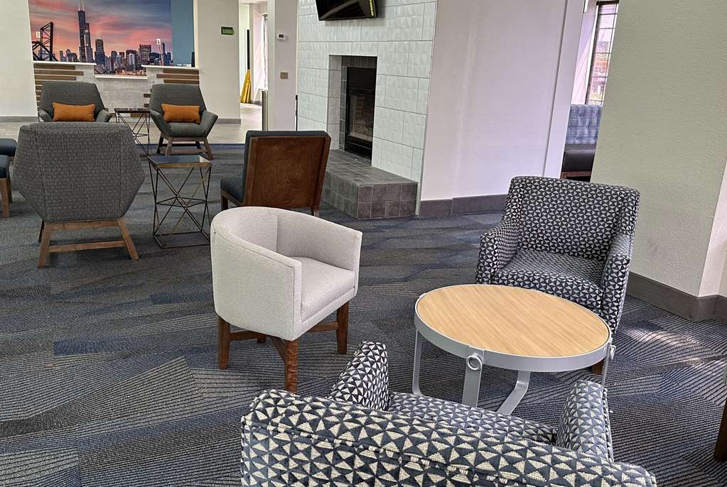La Quinta Inn & Suites by Wyndham South Holland - photo 4