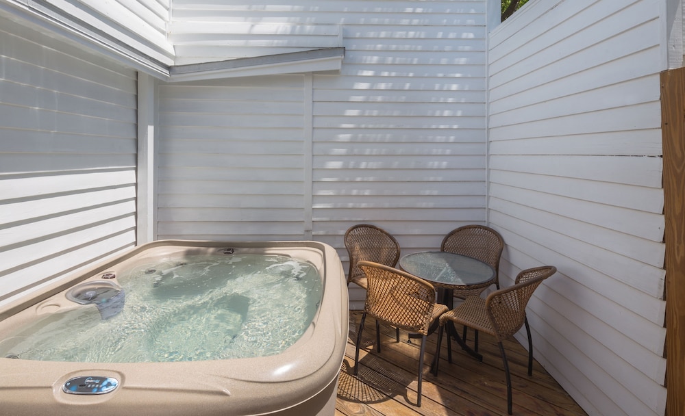 Wicker Guesthouse - photo 44