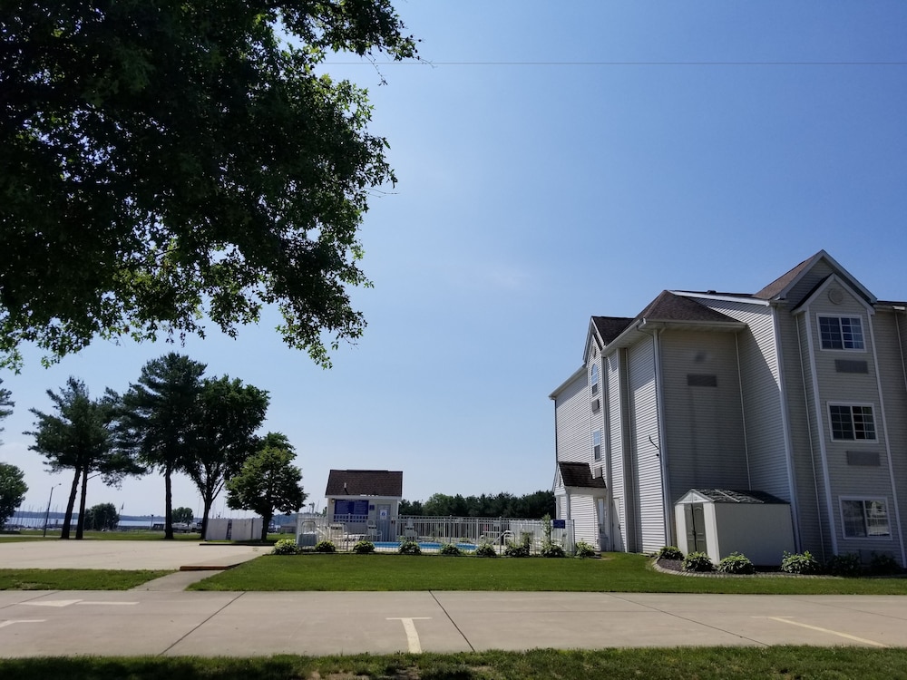 Mariner's Village Resort - photo 42