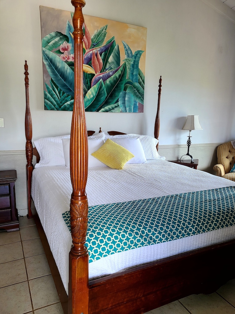 Boundless Bliss Hotel in Charlotte Amalie, U.S. Virgin Islands