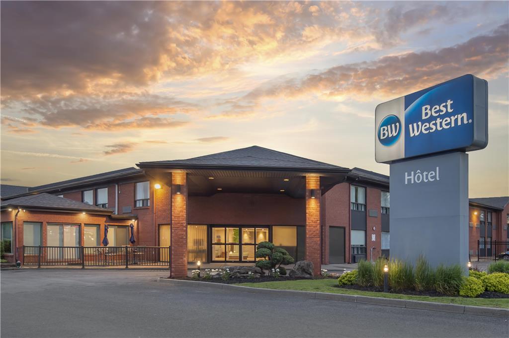 Best Western Hotel Brossard — hotel in Brossard