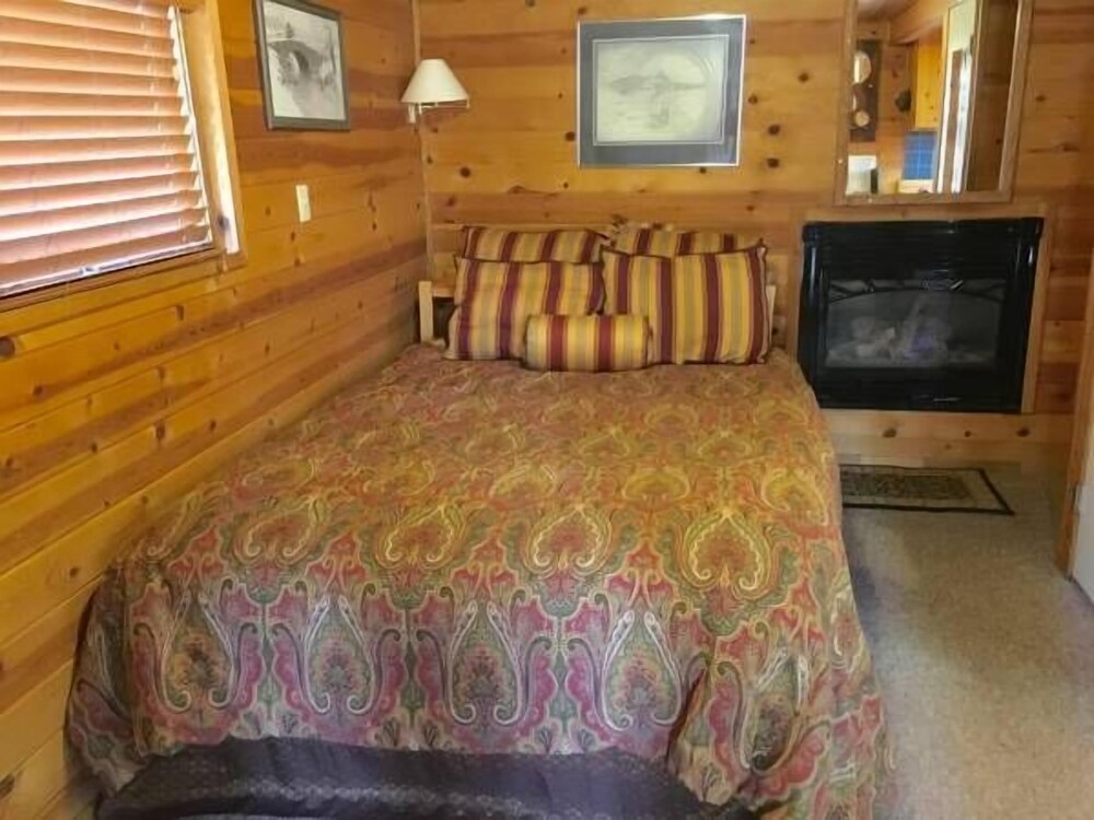 Holly's Place - photo 9