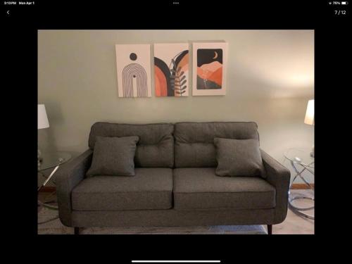 Apt 2 The Mod Squad — 4-Star Luxury Hotel in Masury, United States