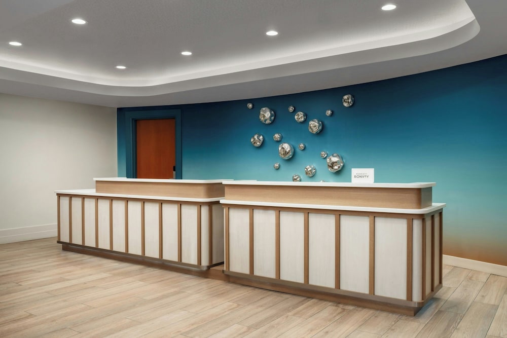 Courtyard by Marriott Oceanside Fort Lauderdale Beach - photo 5